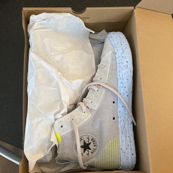 Limited edition, Chuck Taylors! - Picture 3 of 9